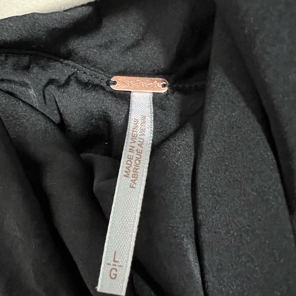Free People Black Classy Blouse- Large - Picture 9 of 9